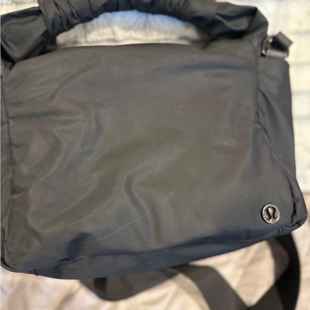 Black Lululemon Crossbody Bag